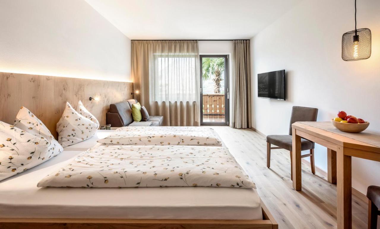 Pension Appartment Hecherhof Merano Bagian luar foto